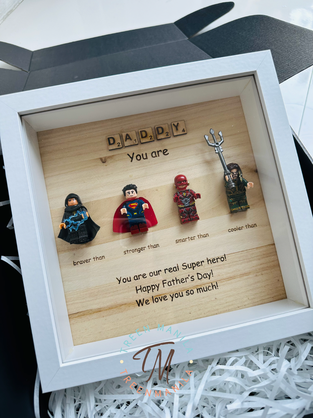 READY SET of FATHER'S DAY SUPERHERO Frame ( 4 Figures)